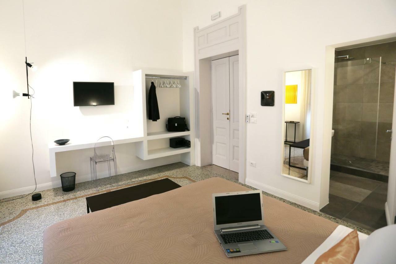 Re Ruggero Rooms Reggio di Calabria Dış mekan fotoğraf